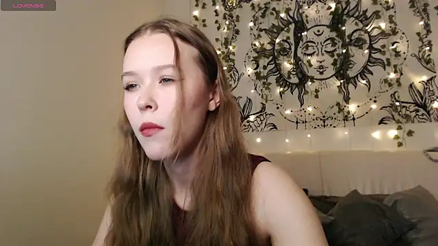 Snapshot of MandyMils chatting on October 23, 2025, 3:43 pm MandyMils online show from October 23, 2025, 3:43 pm