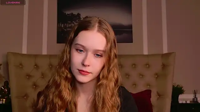 Snapshot of MandyMils chatting on October 12, 2025, 2:18 pm MandyMils online show from October 12, 2025, 2:18 pm