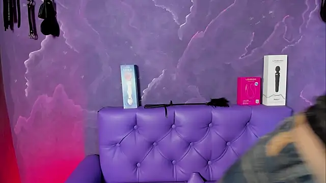 Lili milk20 online show from October 24, 2025, 8:08 pm