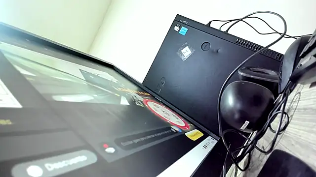 Snapshot of ValentinaKlean chatting on September 29, 2025, 6:57 pm ValentinaKlean online show from September 29, 2025, 6:57 pm