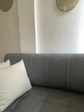 Zara Bel online show from October 4, 2025, 6:20 pm