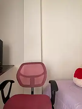 Snapshot of Zara_Bel chatting on February 7, 2026, 6:16 pm Zara Bel online show from February 7, 2026, 6:16 pm