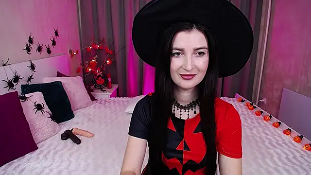 Snapshot of EvelinCuper chatting on October 31, 2025, 6:21 am EvelinCuper online show from October 31, 2025, 6:21 am