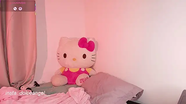 Snapshot of dulceangel__ chatting on September 25, 2025, 3:45 am dulceangel   online show from September 25, 2025, 3:45 am