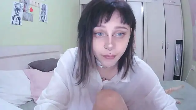 Snapshot of SineKiraReal chatting on September 26, 2025, 10:33 am SineKiraReal online show from September 26, 2025, 10:33 am