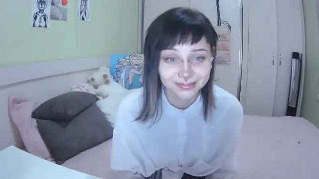 Snapshot of SineKiraReal chatting on September 29, 2025, 10:33 am SineKiraReal online show from September 29, 2025, 10:33 am