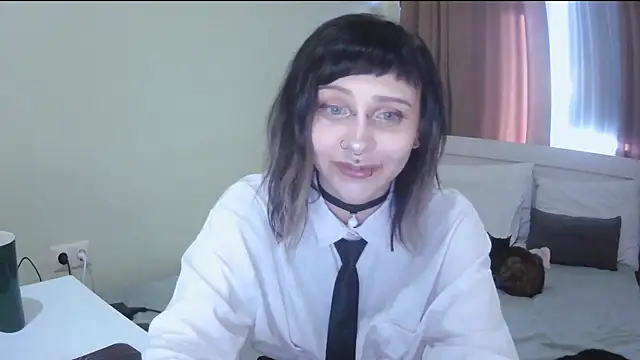 Snapshot of SineKiraReal chatting on September 17, 2025, 10:06 am SineKiraReal online show from September 17, 2025, 10:06 am