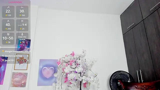 ashly pnik1 online show from October 3, 2025, 3:30 am