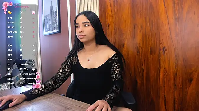 Snapshot of KhateAndersson chatting on October 2, 2025, 8:34 pm KhateAndersson online show from October 2, 2025, 8:34 pm