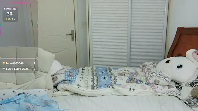 Snapshot of sisi-maiden chatting on November 22, 2025, 6:34 am sisi-maiden online show from November 22, 2025, 6:34 am