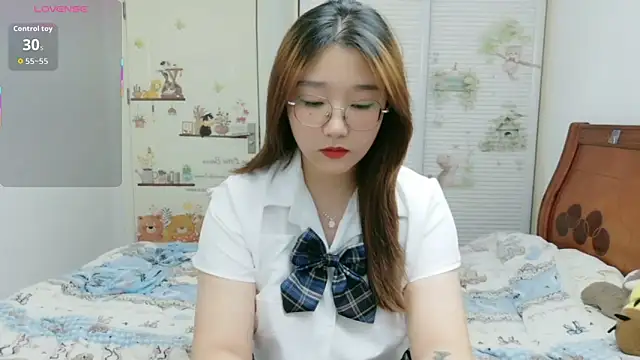 Snapshot of sisi-maiden chatting on December 20, 2025, 1:47 pm sisi-maiden online show from December 20, 2025, 1:47 pm