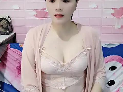 Snapshot of Miu_9117 chatting on September 20, 2025, 7:19 pm Miu 9117 online show from September 20, 2025, 7:19 pm