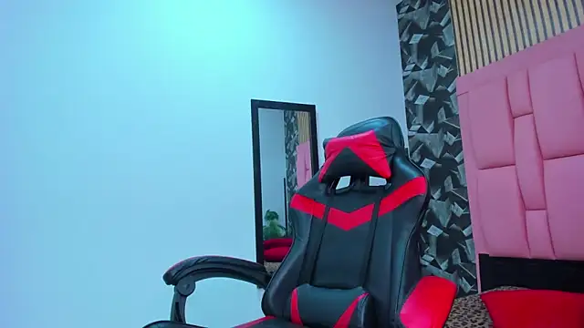 alice rouusse online show from October 24, 2025, 12:04 pm