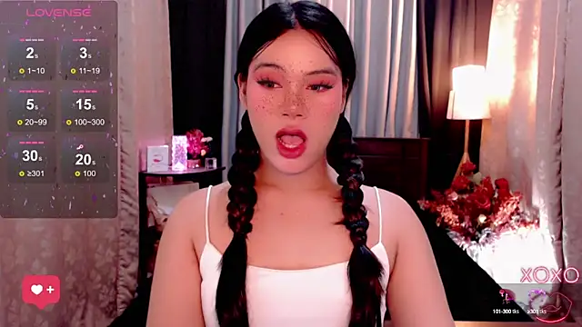 Snapshot of IamRaeganDolls69 chatting on September 27, 2025, 11:55 pm IamRaeganDolls69 online show from September 27, 2025, 11:55 pm