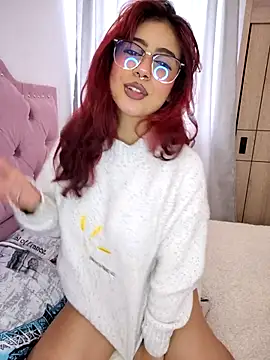 sarah lark  online show from October 8, 2025, 12:07 pm