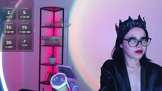 Snapshot of girldom chatting on September 19, 2025, 3:38 pm girldom online show from September 19, 2025, 3:38 pm