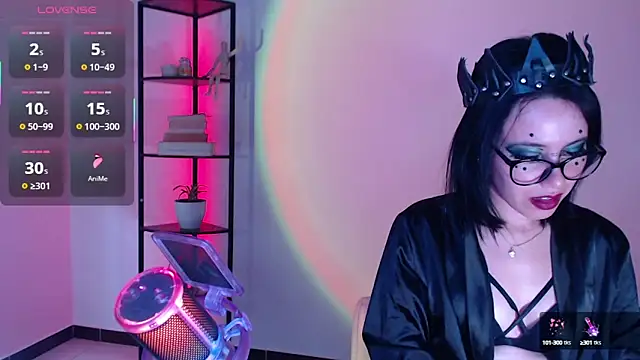 Snapshot of girldom chatting on September 11, 2025, 3:34 pm girldom online show from September 11, 2025, 3:34 pm