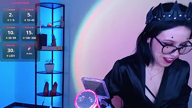 Snapshot of girldom chatting on October 3, 2025, 4:19 pm girldom online show from October 3, 2025, 4:19 pm