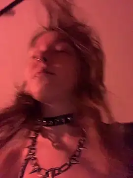 VesnaCrystal online show from February 22, 2026, 7:26 pm