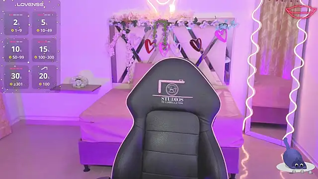 ZURY TAY online show from October 5, 2025, 11:34 am