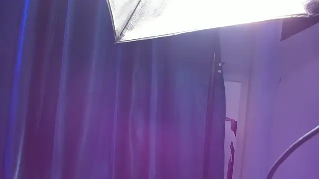 alicetaylor 1 online show from September 26, 2025, 9:21 pm