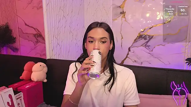 artemiss tay online show from April 10, 2026, 6:59 pm