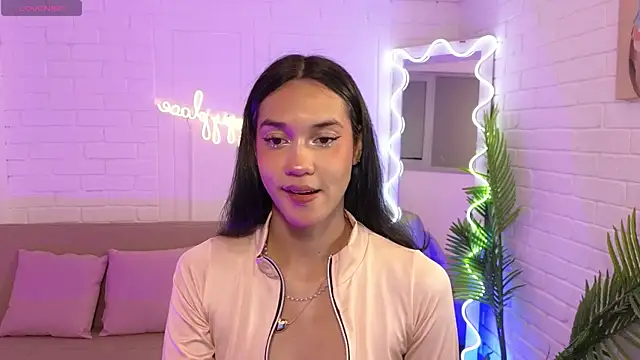 Snapshot of artemiss_tay chatting on October 29, 2025, 7:35 pm artemiss tay online show from October 29, 2025, 7:35 pm