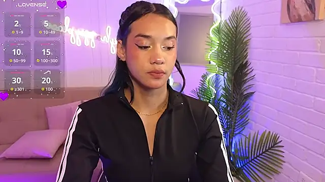 Snapshot of artemiss_tay chatting on October 18, 2025, 7:16 pm artemiss tay online show from October 18, 2025, 7:16 pm