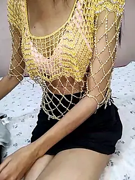 Snapshot of Pyari_baby87 chatting on October 23, 2025, 6:56 am Pyari baby87 online show from October 23, 2025, 6:56 am