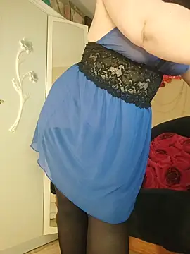 MIA LO VE online show from April 18, 2026, 11:56 am