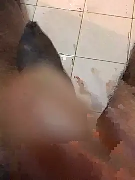 Snapshot of Ruzz_Tranzz chatting on January 9, 2026, 5:09 pm Ruzz Tranzz online show from January 9, 2026, 5:09 pm