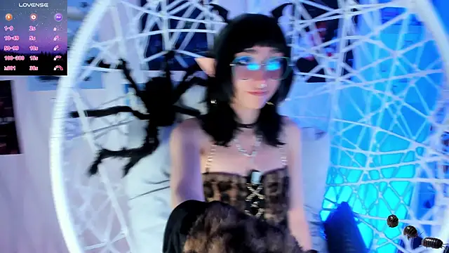 Snapshot of HoshiMiuu chatting on September 16, 2025, 7:37 pm HoshiMiuu online show from September 16, 2025, 7:37 pm