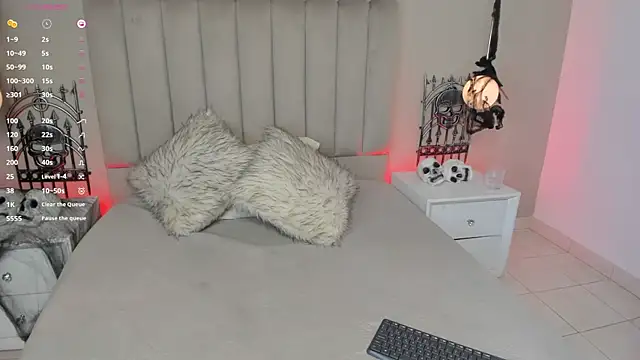 Snapshot of Dani_rosse_ chatting on October 26, 2025, 1:11 pm Dani rosse  online show from October 26, 2025, 1:11 pm