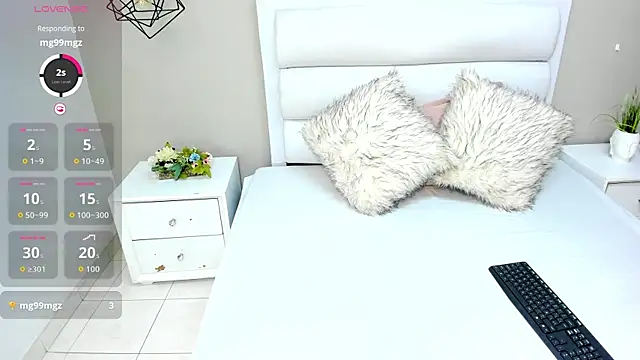 Snapshot of Dani_rosse_ chatting on November 5, 2025, 1:25 pm Dani rosse online show from November 5, 2025, 1:25 pm