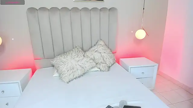 Snapshot of Dani_rosse_ chatting on November 2, 2025, 2:33 pm Dani rosse online show from November 2, 2025, 2:33 pm