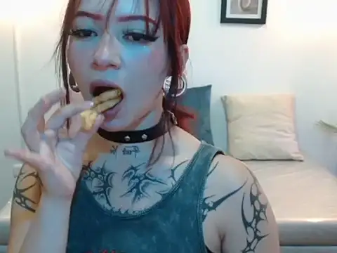 Evanss lx online show from December 22, 2025, 6:52 pm