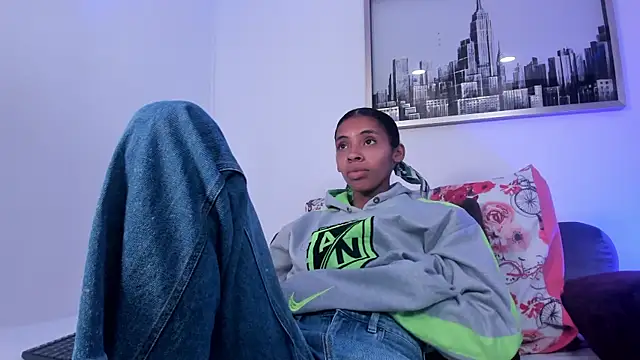 sarah ashbourne online show from October 15, 2025, 5:32 pm