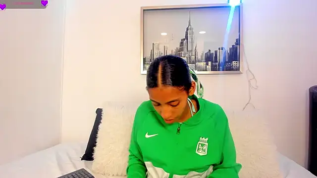 sarah ashbourne online show from October 2, 2025, 1:25 pm