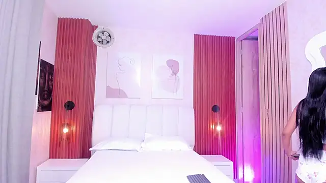 Snapshot of Jessgarcia_ chatting on September 24, 2025, 9:43 pm Jessgarcia online show from September 24, 2025, 9:43 pm