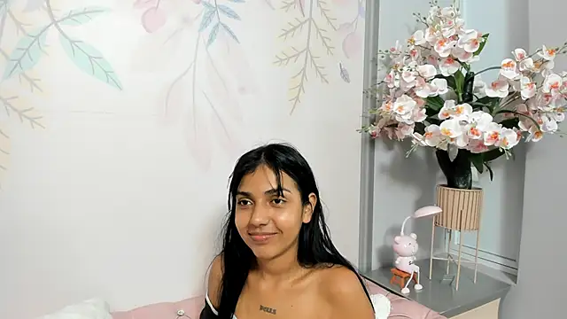 Snapshot of Jessgarcia_ chatting on October 2, 2025, 6:17 am Jessgarcia online show from October 2, 2025, 6:17 am