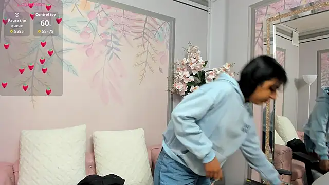 Snapshot of Jessgarcia_ chatting on October 3, 2025, 6:26 am Jessgarcia online show from October 3, 2025, 6:26 am