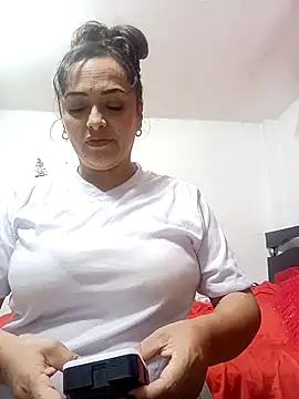 Snapshot of Lady_16 chatting on October 22, 2025, 11:25 pm Lady 16 online show from October 22, 2025, 11:25 pm