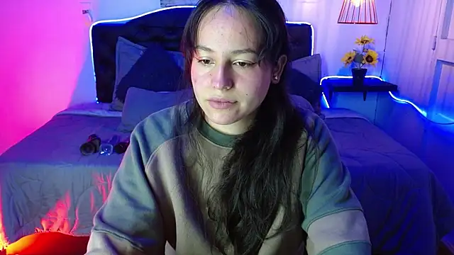 Eymmy 24 online show from September 21, 2025, 5:45 am