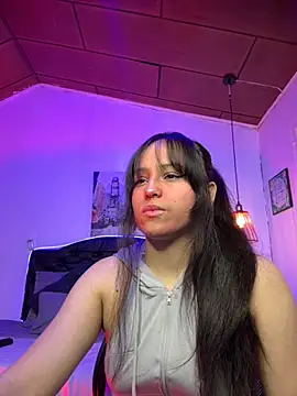 Eymmy 24 online show from October 15, 2025, 3:05 am