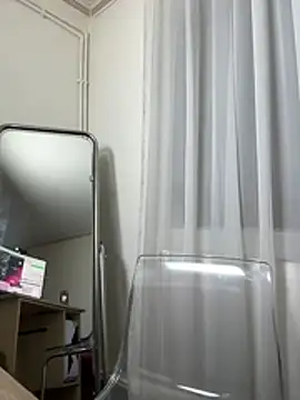 MiaKiittyy online show from April 11, 2026, 9:40 pm