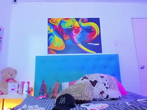 Snapshot of neferet_opal chatting on September 19, 2025, 12:47 am neferet opal online show from September 19, 2025, 12:47 am