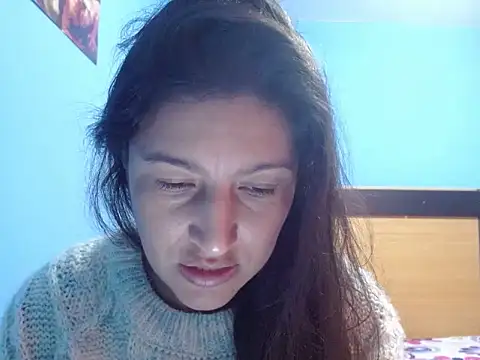 Snapshot of SarahFriendly chatting on April 24, 2026, 2:41 pm SarahFriendly online show from April 24, 2026, 2:41 pm