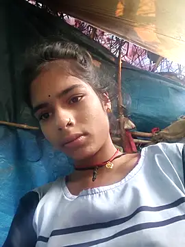 Snapshot of Gulika_Doshi chatting on October 13, 2025, 1:18 am Gulika Doshi online show from October 13, 2025, 1:18 am