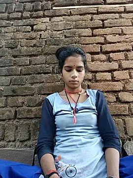 Snapshot of Gulika_Doshi chatting on October 21, 2025, 1:27 am Gulika Doshi online show from October 21, 2025, 1:27 am