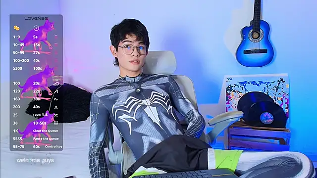 Snapshot of Anky_xx chatting on October 31, 2025, 2:08 am Anky xx online show from October 31, 2025, 2:08 am